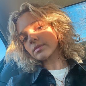 Meet your Posher, Taylor